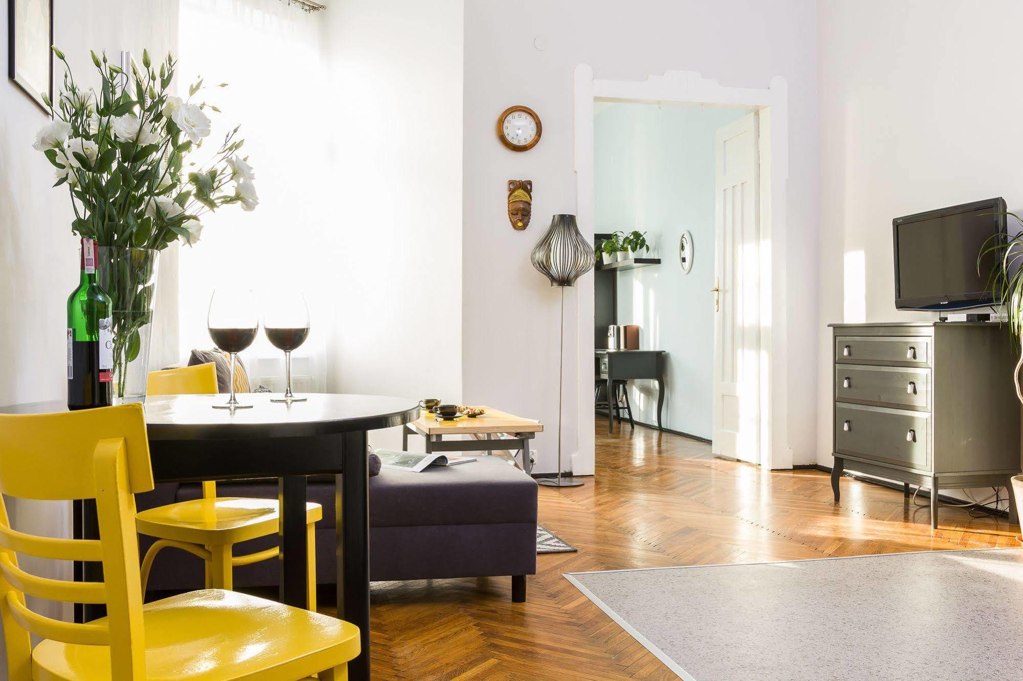 Szlak 11 - All In Apartments Kraków Eksteriør billede